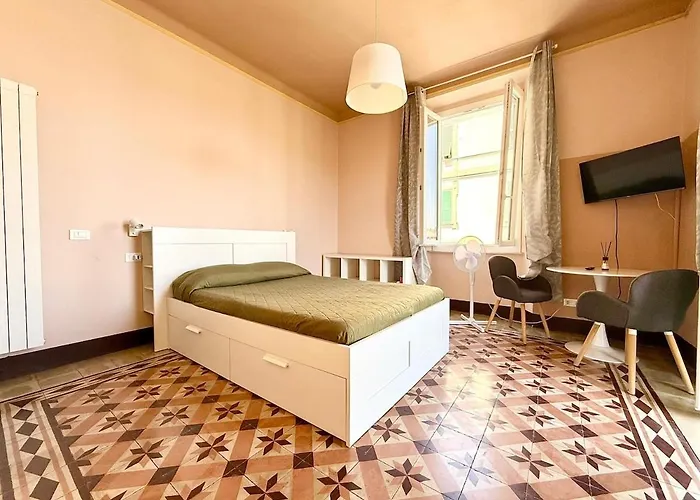 Free Parking 5 Minutes From The Station * Λα Σπέτσια