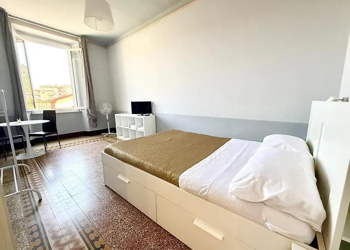 Free Parking 5 Minutes From The Station Διαμέρισμα *